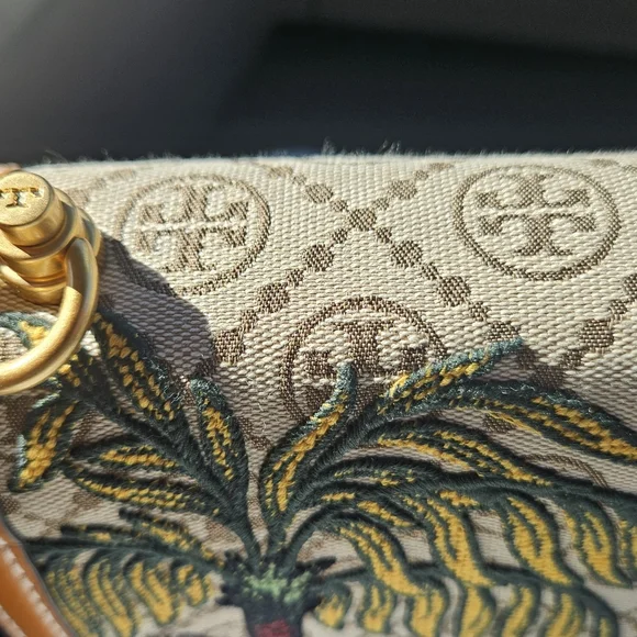 Tory Burch RARE! RARE!🔥🔥 Women's T Monogram Jacquard Embroidered Shoulder Bag - Picture 5 of 9